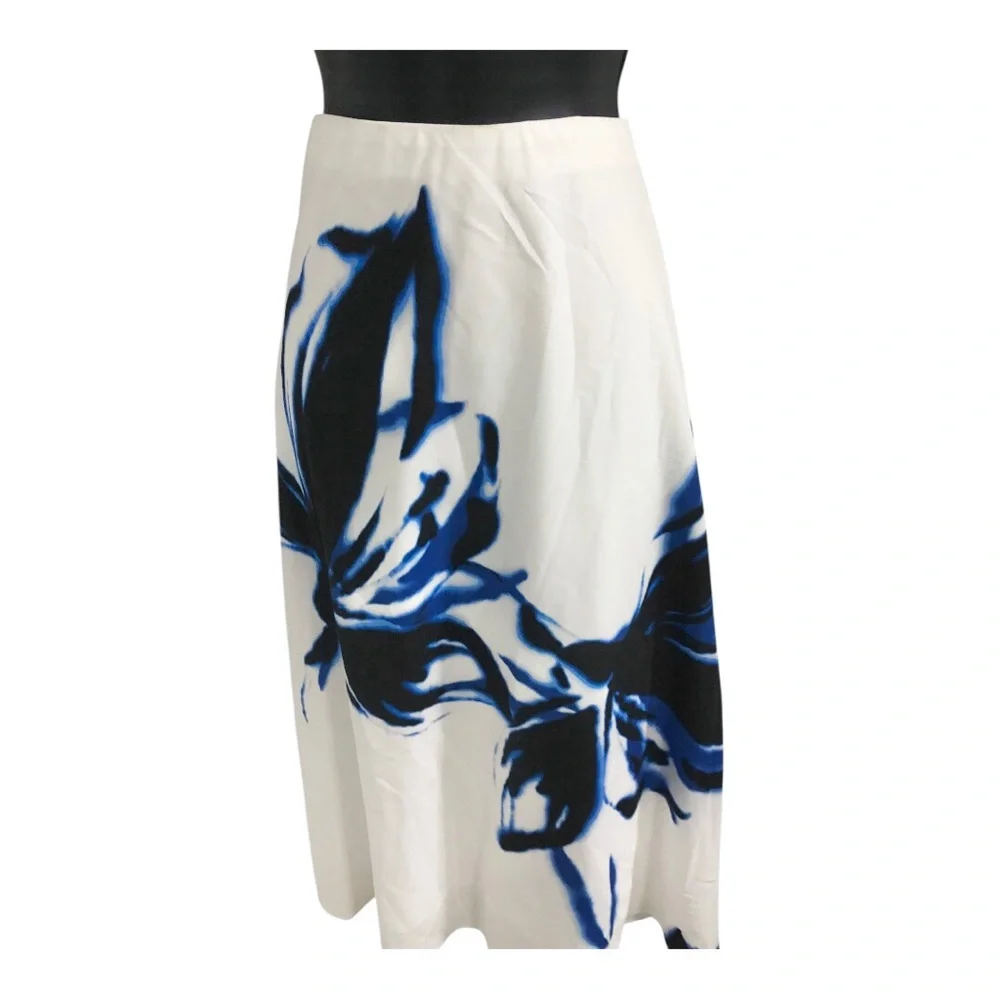 Anne Klein white dark blue fade floral bias cut swing a-line‎ skirt size large